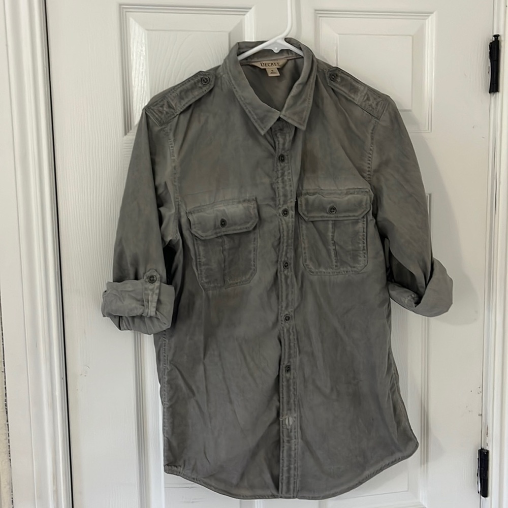 Decree medium shirt